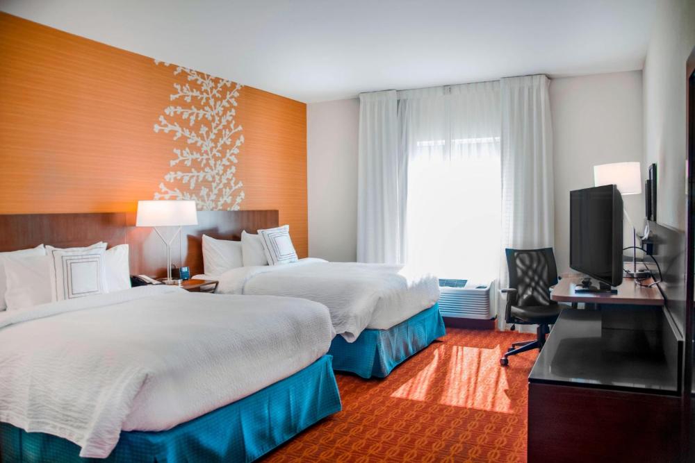 Queen Room interior